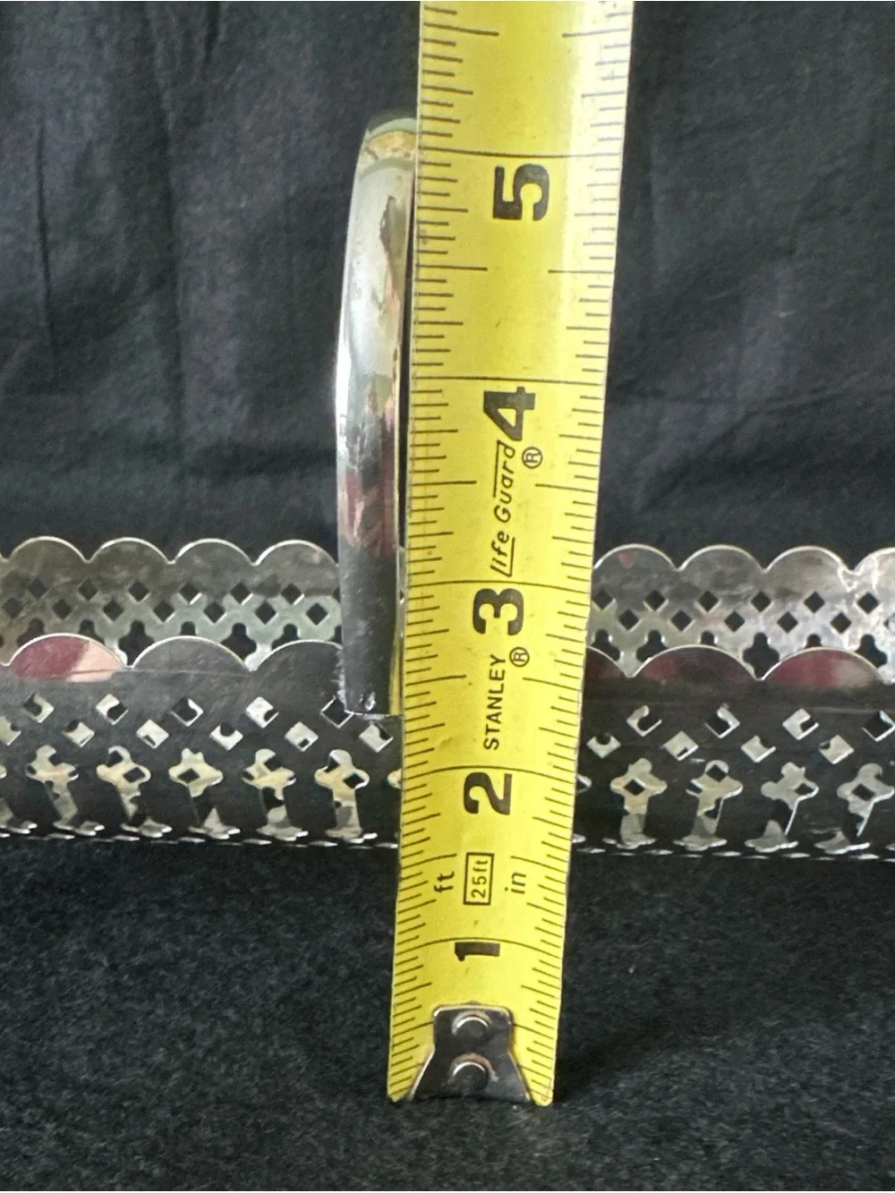 Vintage Leonard Silver Plate Pierced Biscuit Cracker Holder Metal Cradle Basket